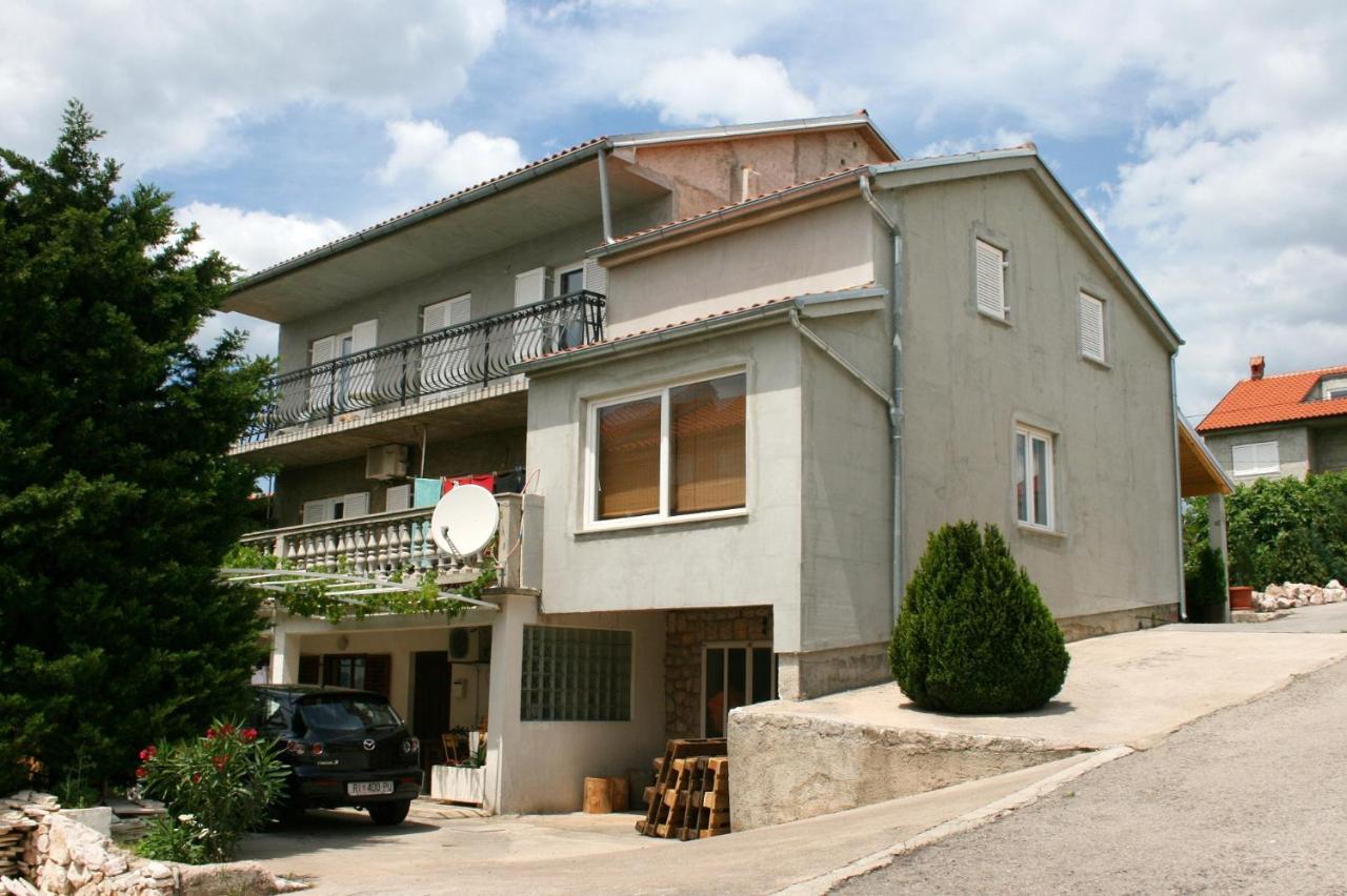 Apartments With A Parking Space Novi Vinodolski - 5529 외부 사진